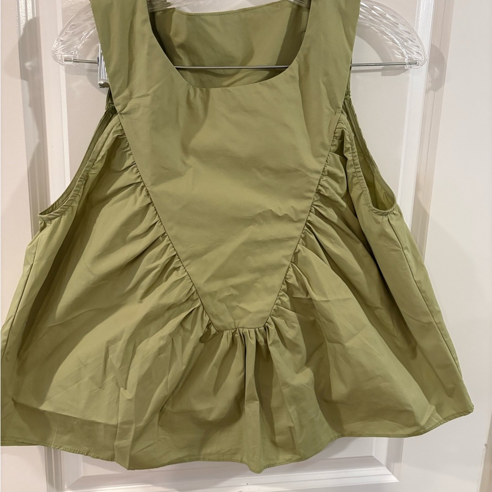 Green Sleeveless Women's Top